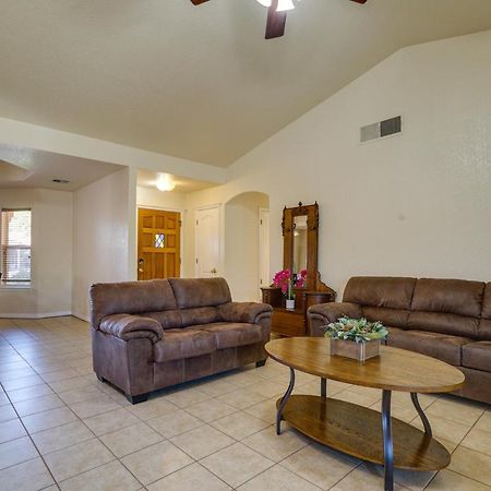 Convenient Las Cruces Home With Patio And Grill! Kültér fotó
