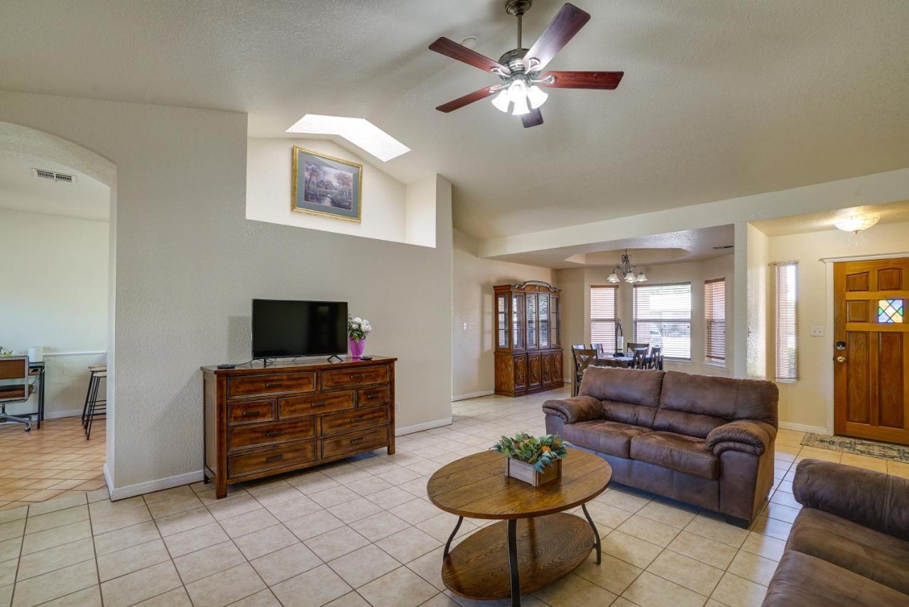 Convenient Las Cruces Home With Patio And Grill! Kültér fotó